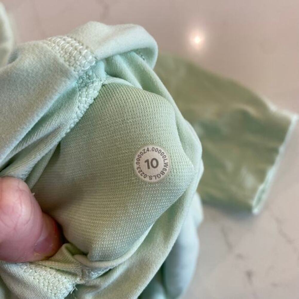 Lululemon‎ Align High-Rise Crop Leggings Size 10 in Creamy Mint - Picture 8 of 13